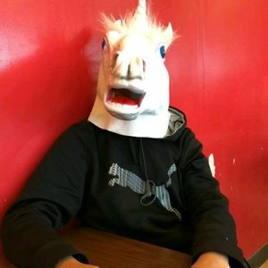 Meet your Posher, Arnold